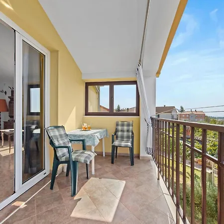 Apartman In Near Center